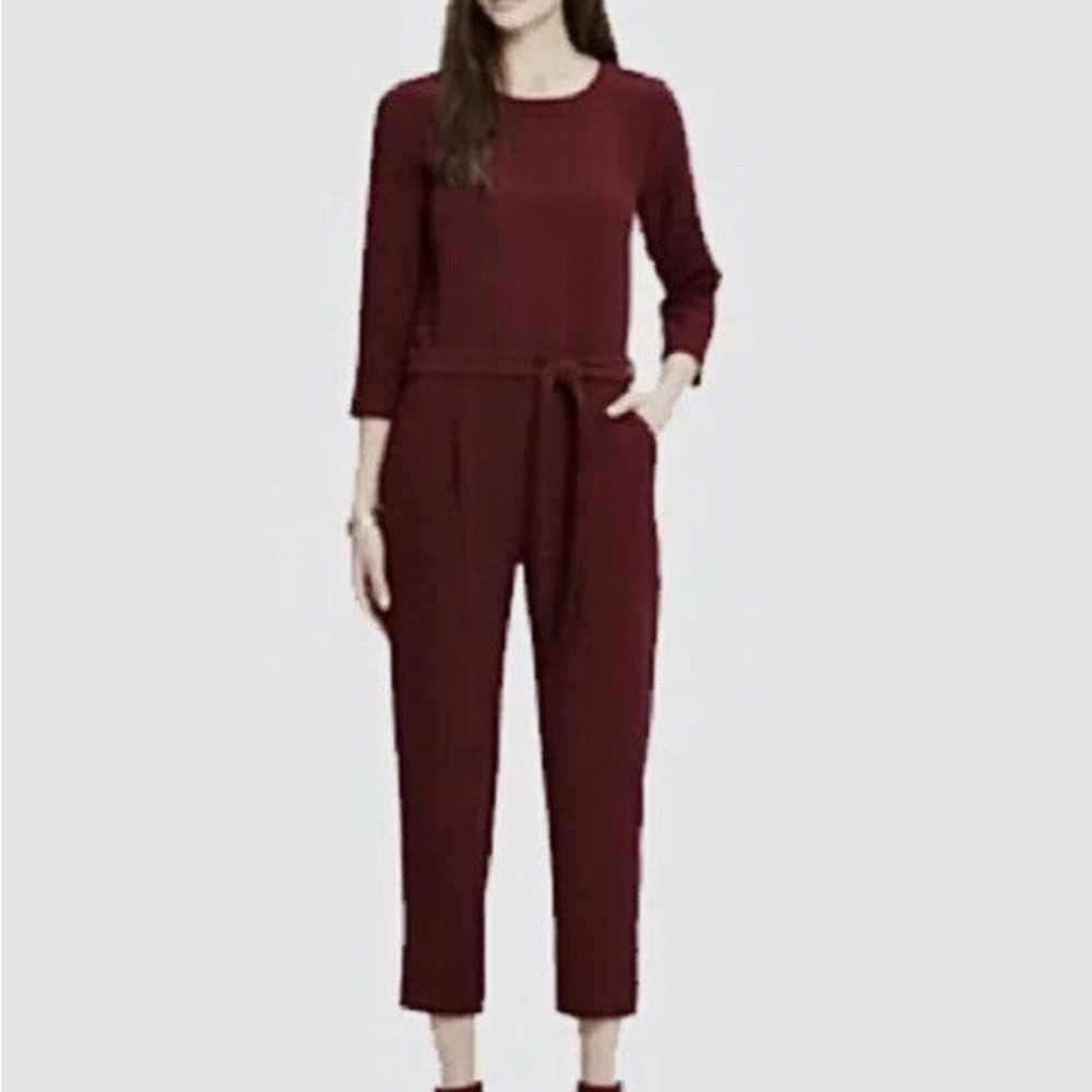 Madewell Sloan Women's Burgundy Jumpsuit size 0 Belted Crepe Relax Fit